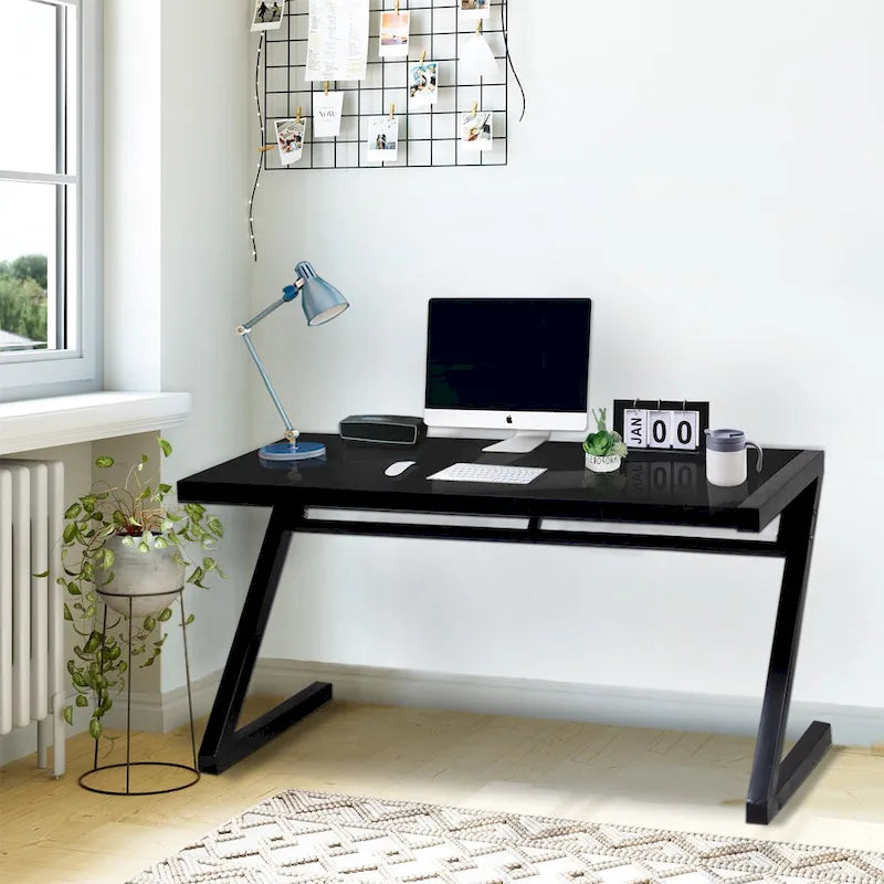 Bureau de jeu et d'étude professionnel en verre trempé avec pieds en Z et câble USB intégré