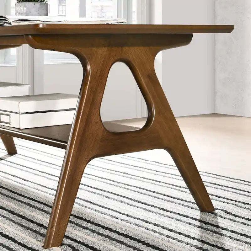 Table d'appoint en bois Mid-Century Modern avec étagère