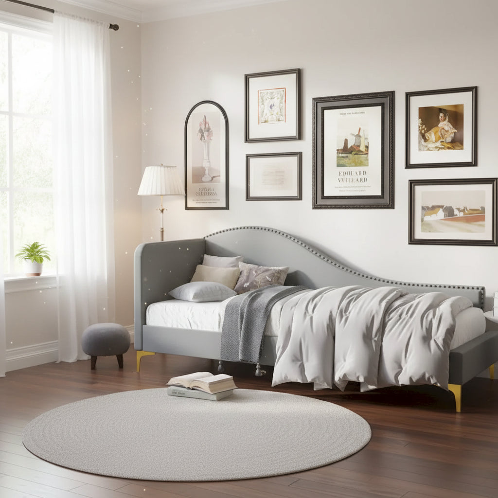 Loretta Upholstered Twin Daybed