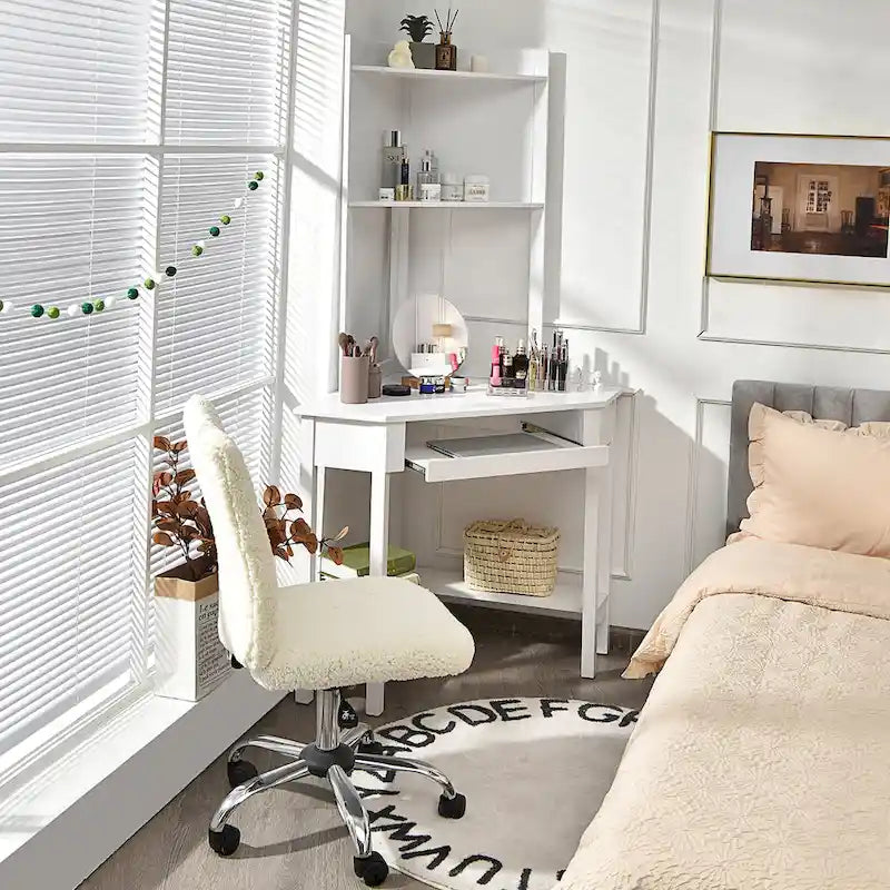 Bureau d'angle avec huche Bureau informatique d'angle triangulaire avec étagères