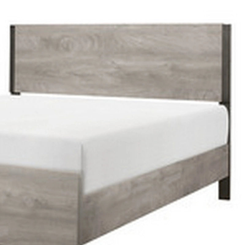Grand lit, accents finition métal peint, cadre en bois gris clair