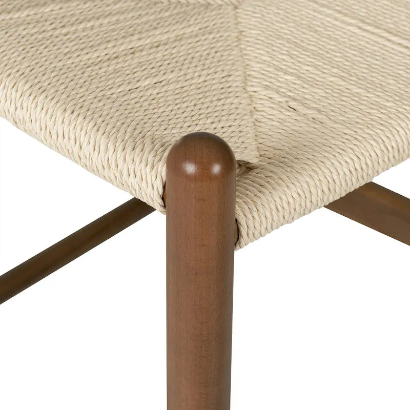Tabouret de comptoir Weave, hauteur d'assise 23,5 po – Bois massif avec assise tissée