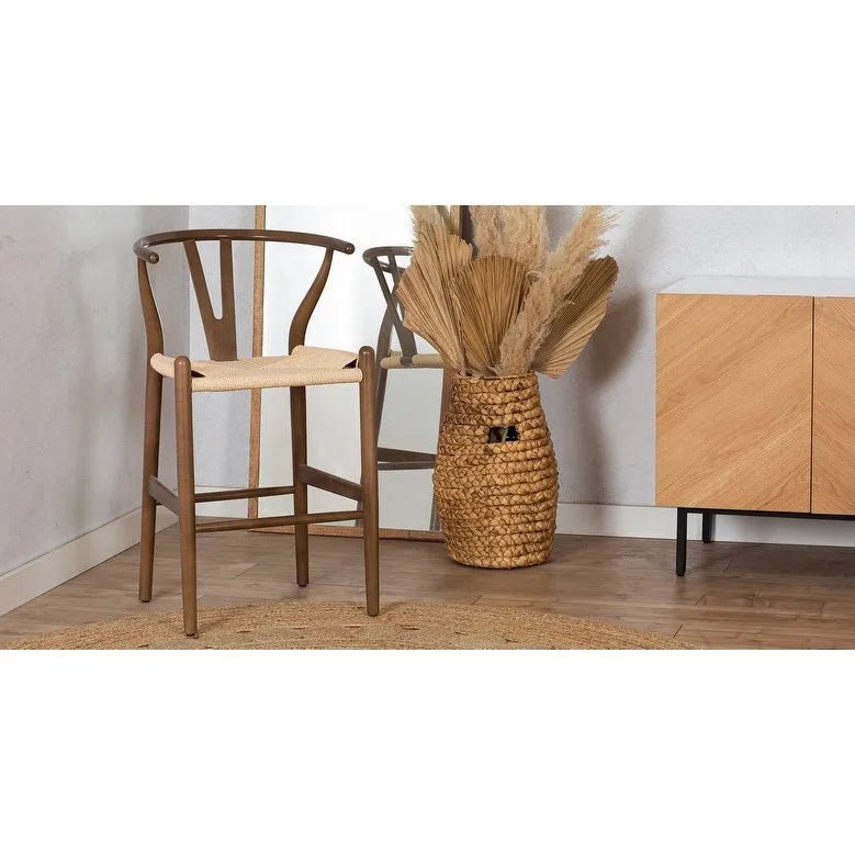 Tabouret de comptoir Weave, hauteur d'assise 23,5 po – Bois massif avec assise tissée